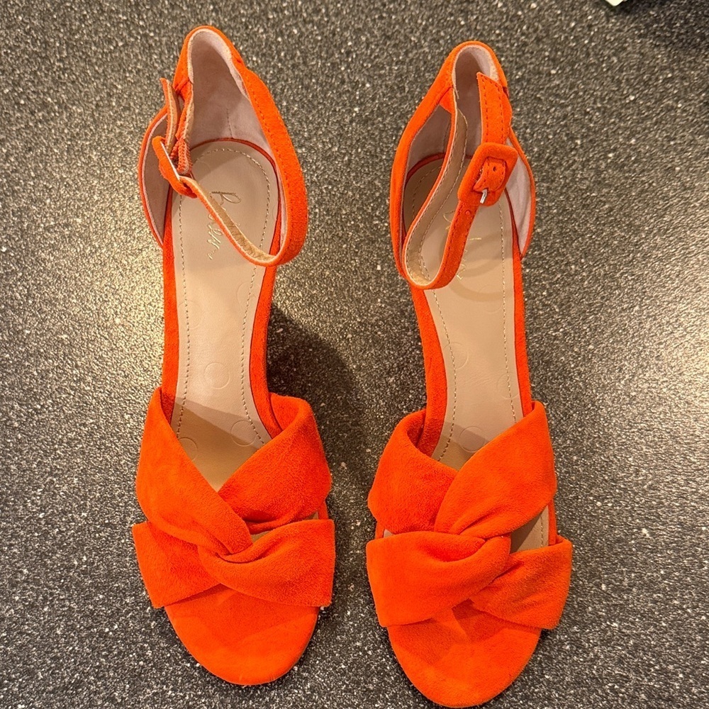 NWOT Boden Vibrant Orange Heels with Knot Accent - size 39 spring summer wedding